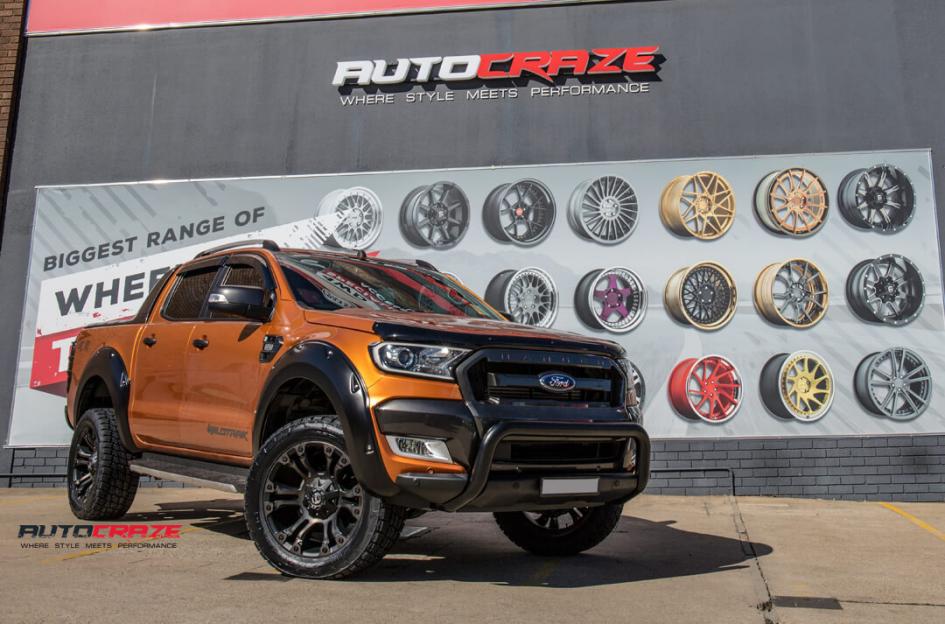 FORD-RANGER-VAPOR-BLACK-MACHINED-WITH-DARK-TINT